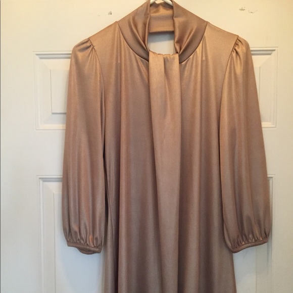 Dress - Picture 2 of 3